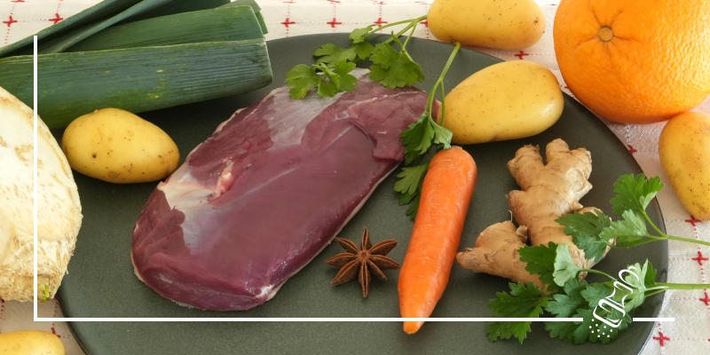 entenbrust an orangensauce auf kartoffelstock