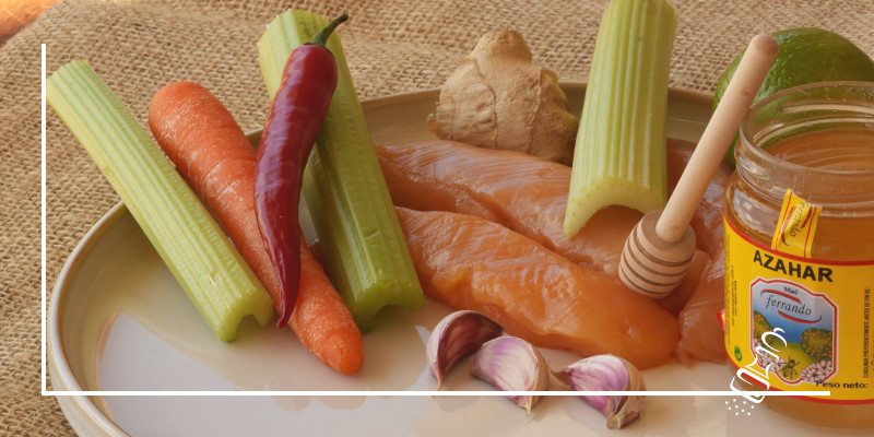 pouletfilets mit stangensellerie im wok