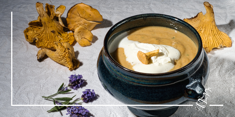 eierschwaemmlisuppe mit lavendel