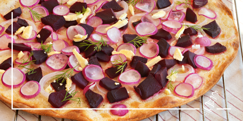 flammkuchen mit radiesli und randen